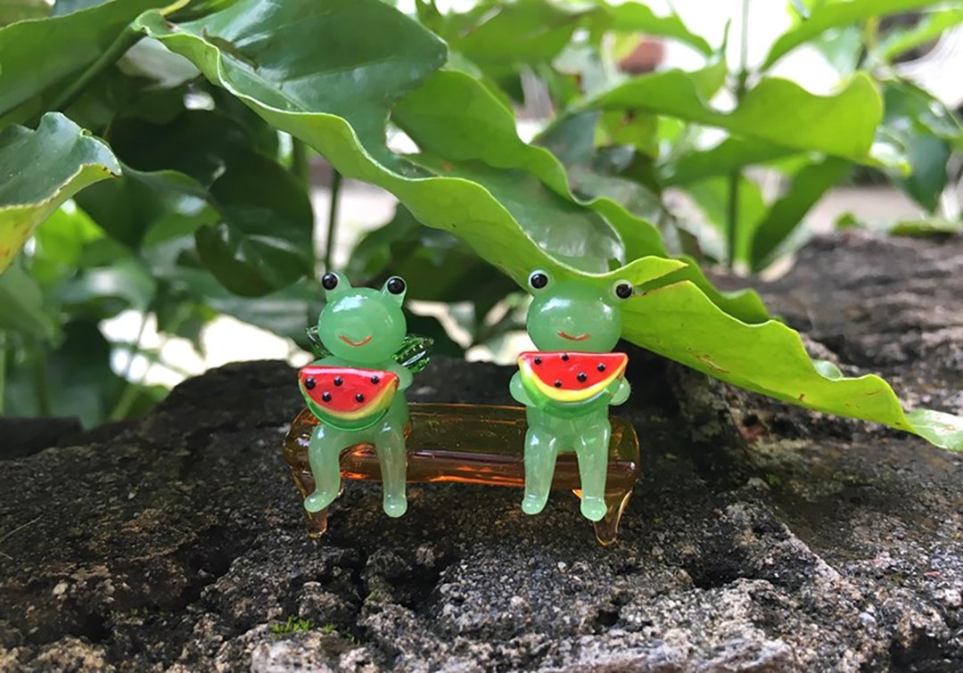 青蛙吃西瓜 手工玻璃 - 摆饰 - 玻璃 绿色