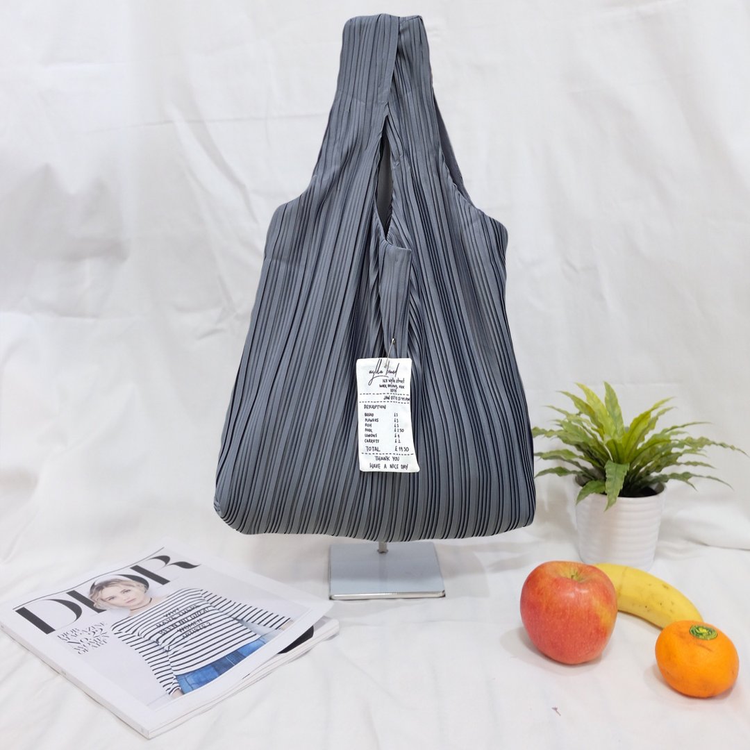Wyllabrand Pleated bag Sesame Latte - 手提包/手提袋 - 其他材质 灰色