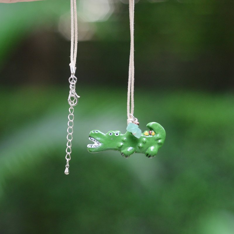 crocodile necklace by niyome craft - 项链 - 粘土 绿色