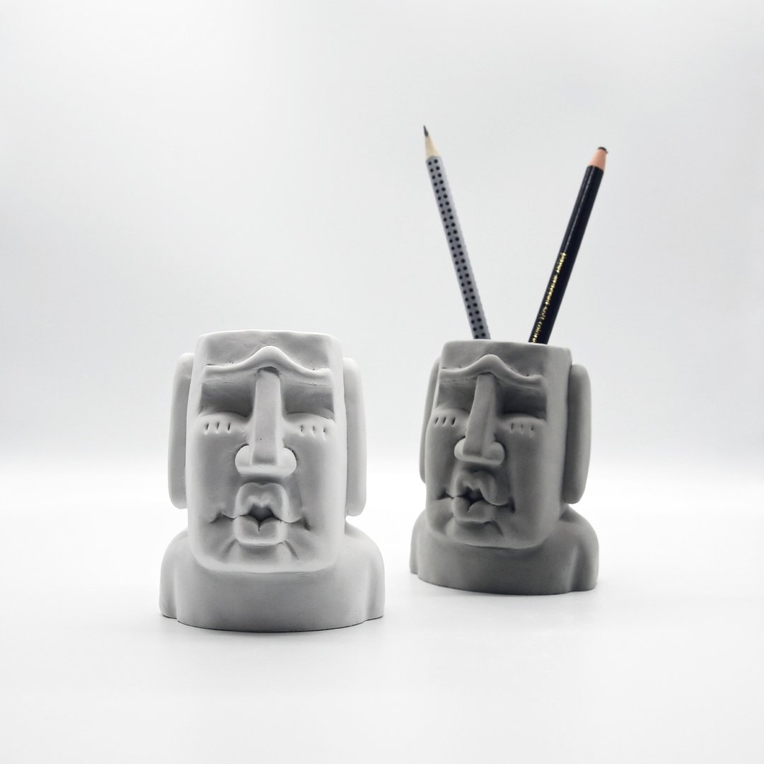 MOAI Pen holder I 憨憨摩艾笔筒 I 水泥 I 花器 I 附 5mi 精油－ - 笔筒/笔座 - 水泥 