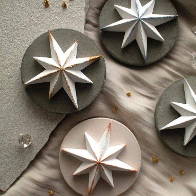 【星尘石】香薰石、星相、石膏精油扩散器 - 香薰/精油/线香 - 陶 金色