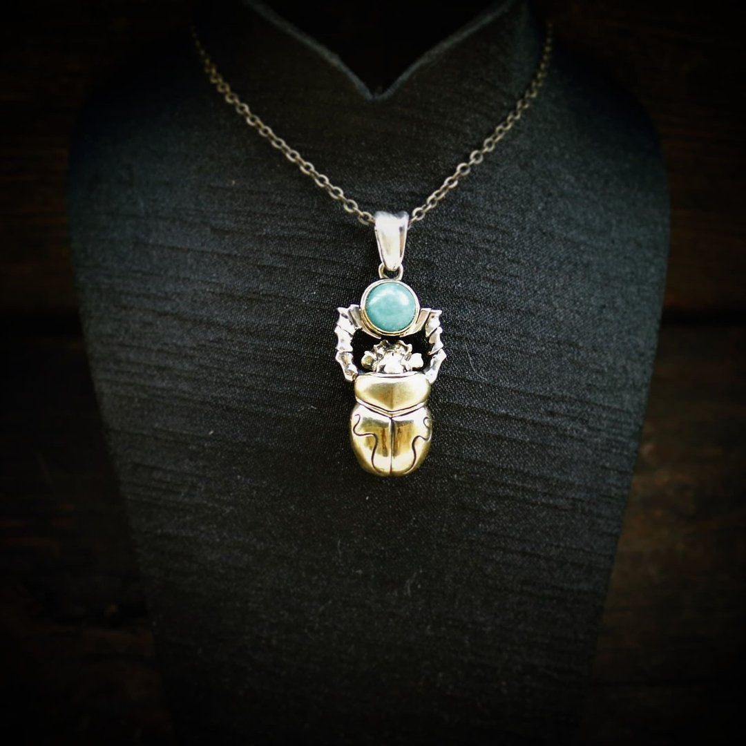 太阳神圣甲虫 坠饰 - Khepri's Scarab pendant - 项链 - 宝石 金色