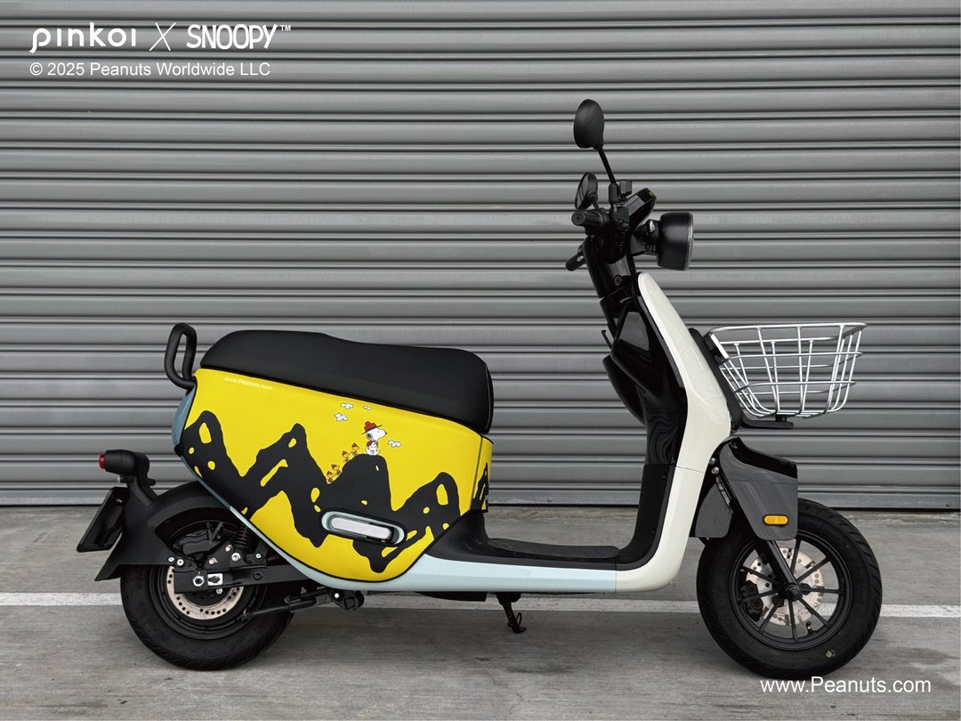 【Pinkoi x SNOOPY】Gogoro 车身造型 保护套 SNOOPY 史努比 登山者 系列 - 其他 - 聚酯纤维 黄色