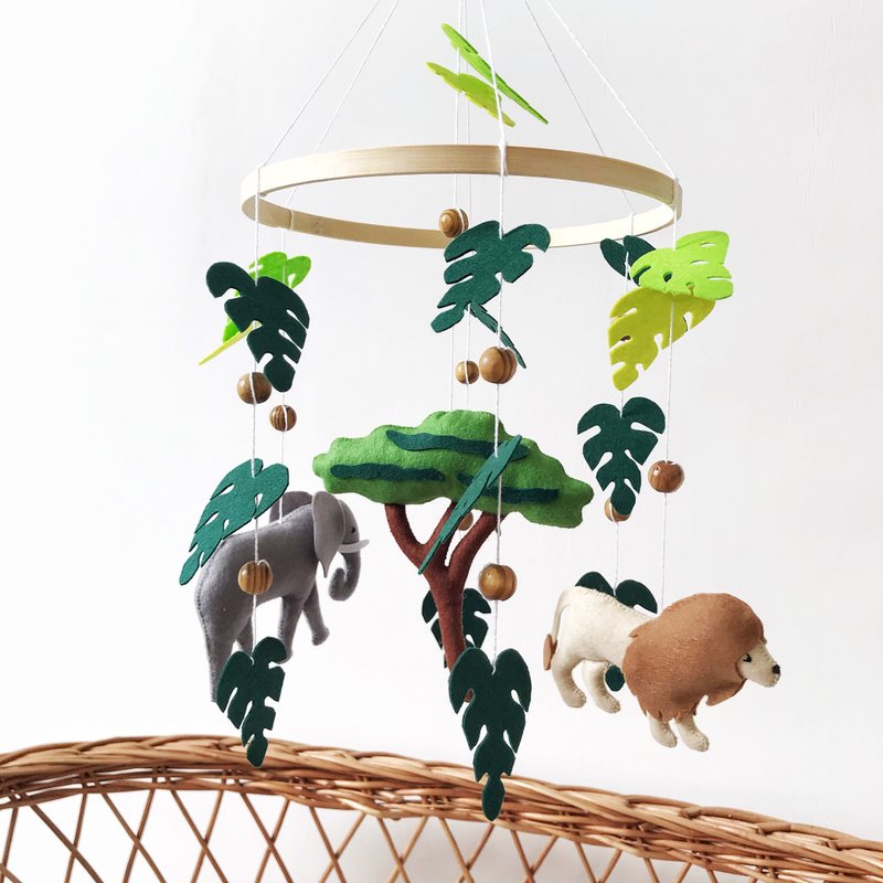 Safari baby mobile, Jungle cot mobile, Lion elephant mobile, Felt nursery mobile - 玩具/玩偶 - 环保材料 绿色