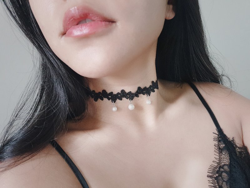复古 玫瑰黑蕾丝珍珠choker 短项链 维多利亚风 纯银/不锈钢/合金 - 颈链 - 纯银 黑色
