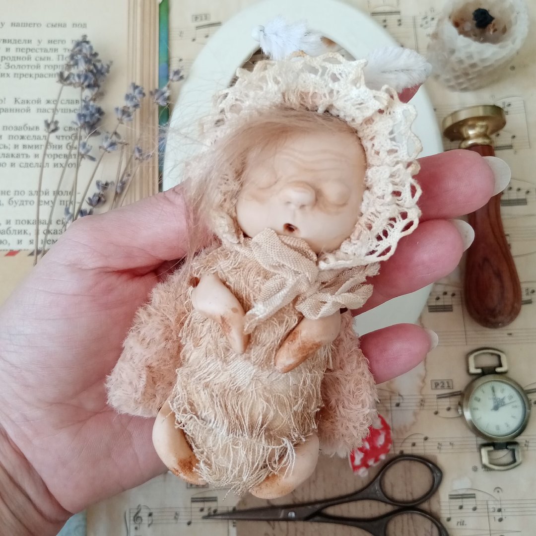 Funny art doll Sleeping Moth OOAK - 玩偶/公仔 - 其他材质 