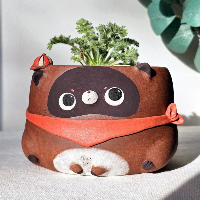 Dark brown tanuki plant pot. Handmade succulent planter. - 花瓶/陶器 - 陶 