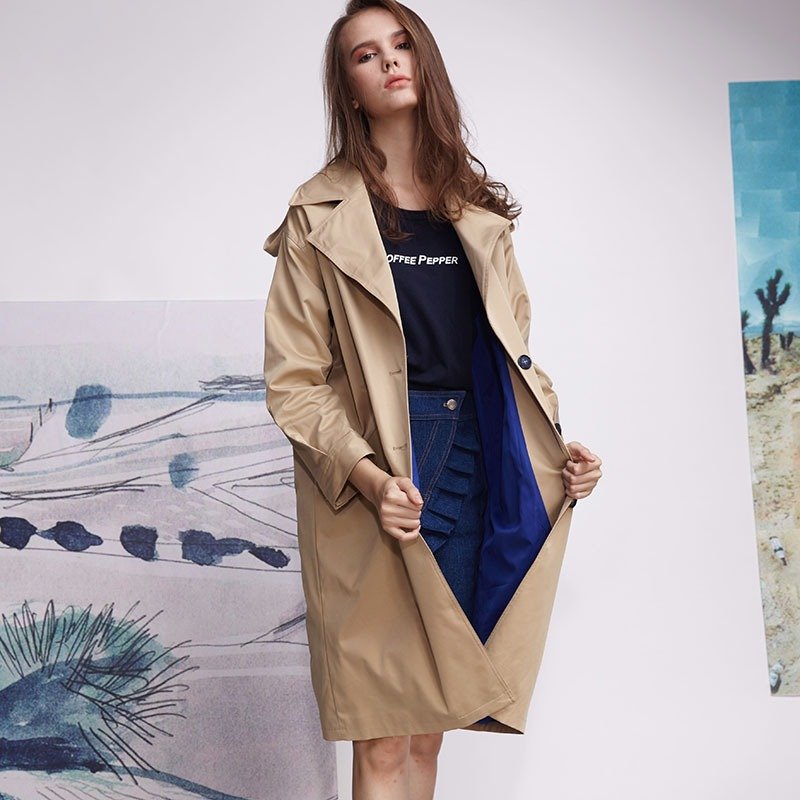 COFFEE PEPPER 17AW 背部细节卡其色简约大气宽松大廓形风衣外套 - 女装休闲/机能外套 - 纸 金色