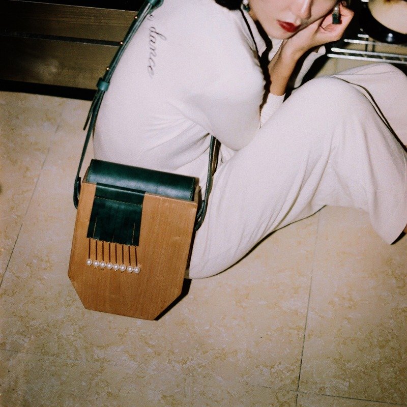 栗子先生LIZSUNG 手工定制 复古珍珠樱桃木包 - 侧背包/斜挎包 - 真皮 绿色