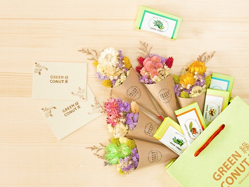 《毕业礼物》浪漫礼物组5入＋小卡2入 - 沐浴用品 - 植物．花 
