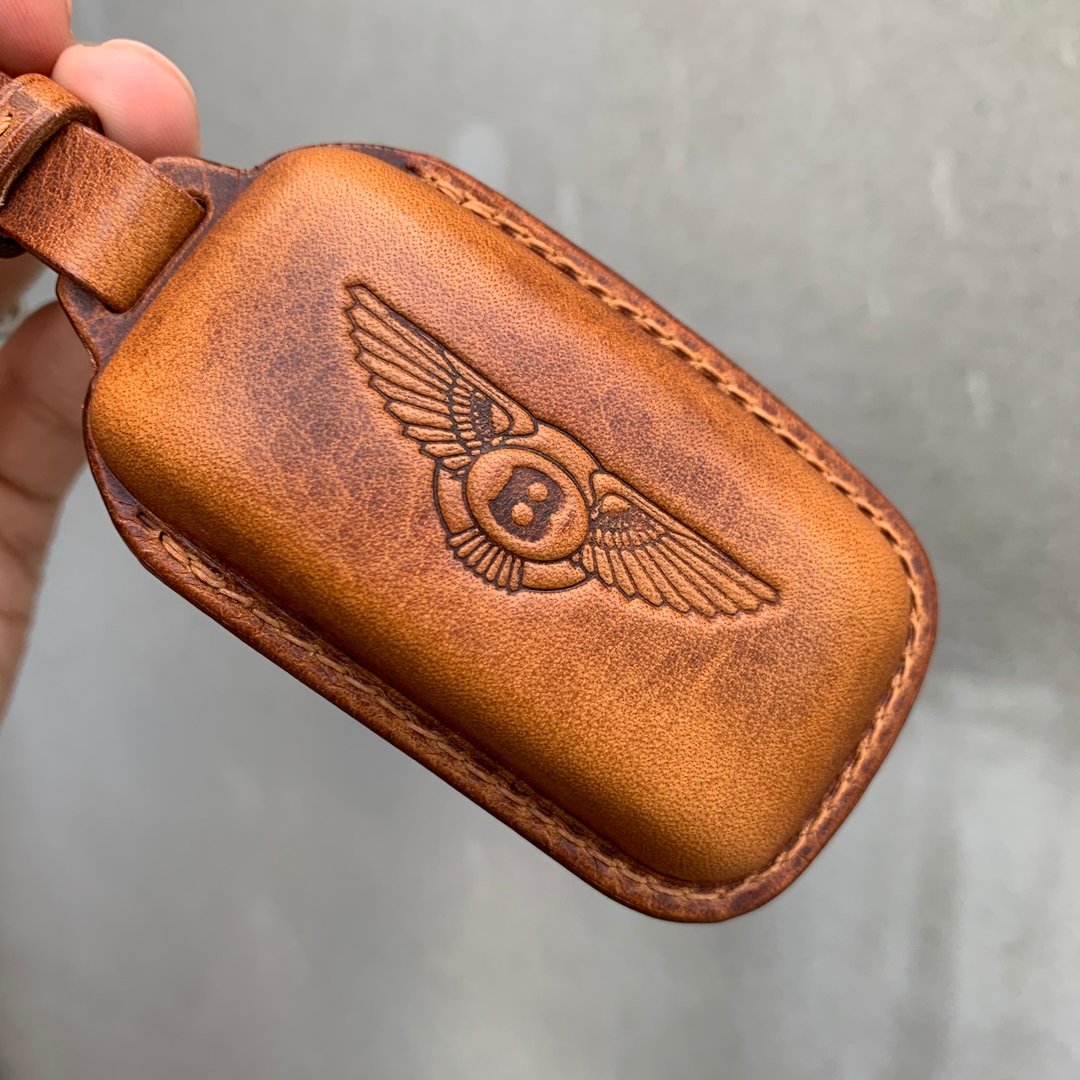 宾利 磨砂油蜡 钥匙皮套 Bentley Bentayga Flying Spur - 钥匙链/钥匙包 - 真皮 红色