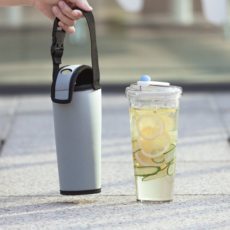 【随行外出组】漂浮珍奶杯+手提杯套 / 透明饮料环保杯(附斜背带) - 水瓶/水壶 - 塑料 多色