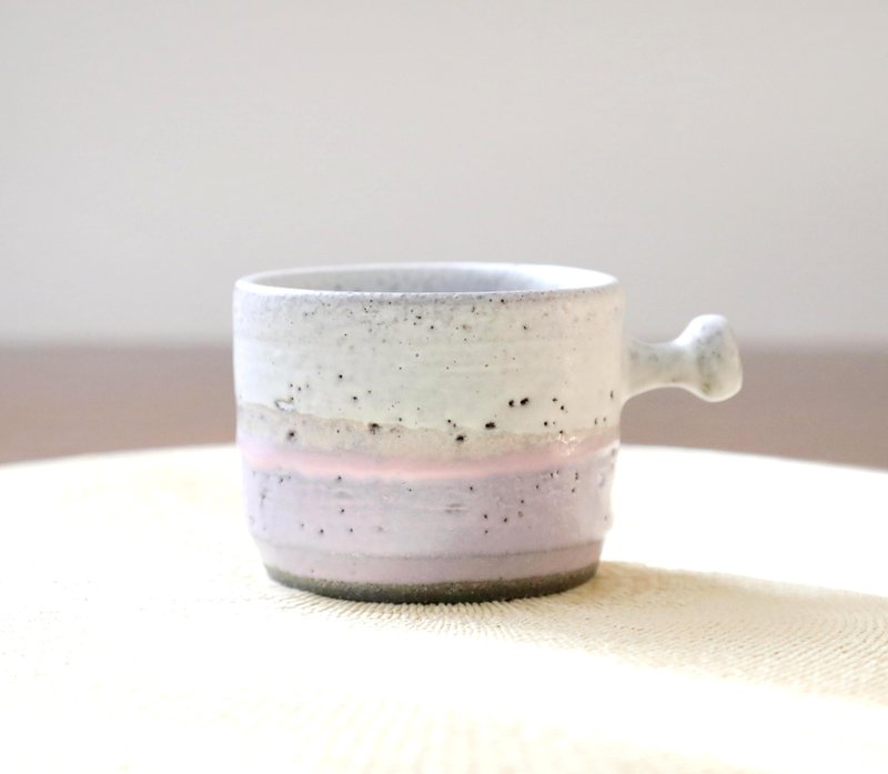 黑色花岗岩粘土和樱花釉制成的杯子 - 咖啡杯/马克杯 - 陶 粉红色