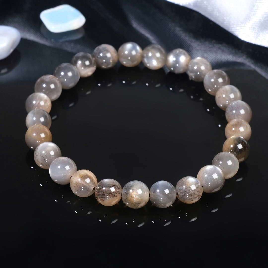 一图一物│#647 7.5mm 黑金太阳石水晶手链 开运招财 过年转运 - 手链/手环 - 水晶 黑色