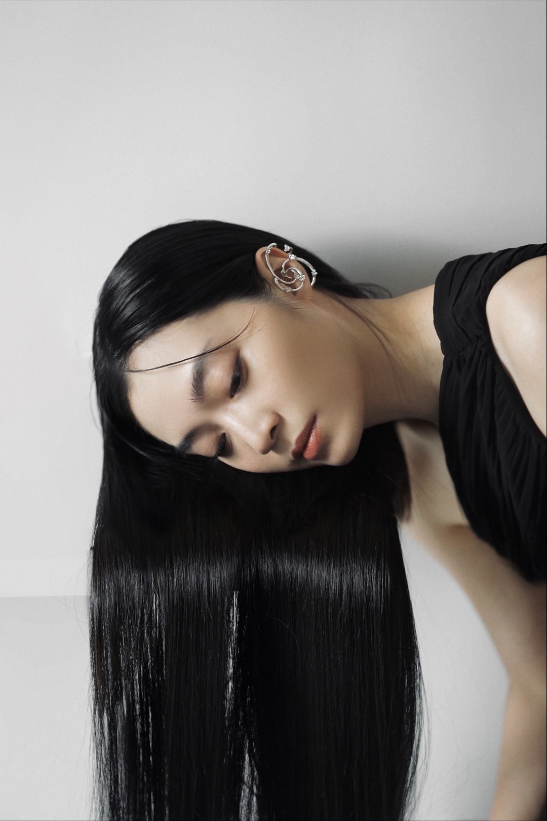 Swirl ear cuff  漩涡耳饰 - 耳环/耳夹 - 纯银 银色