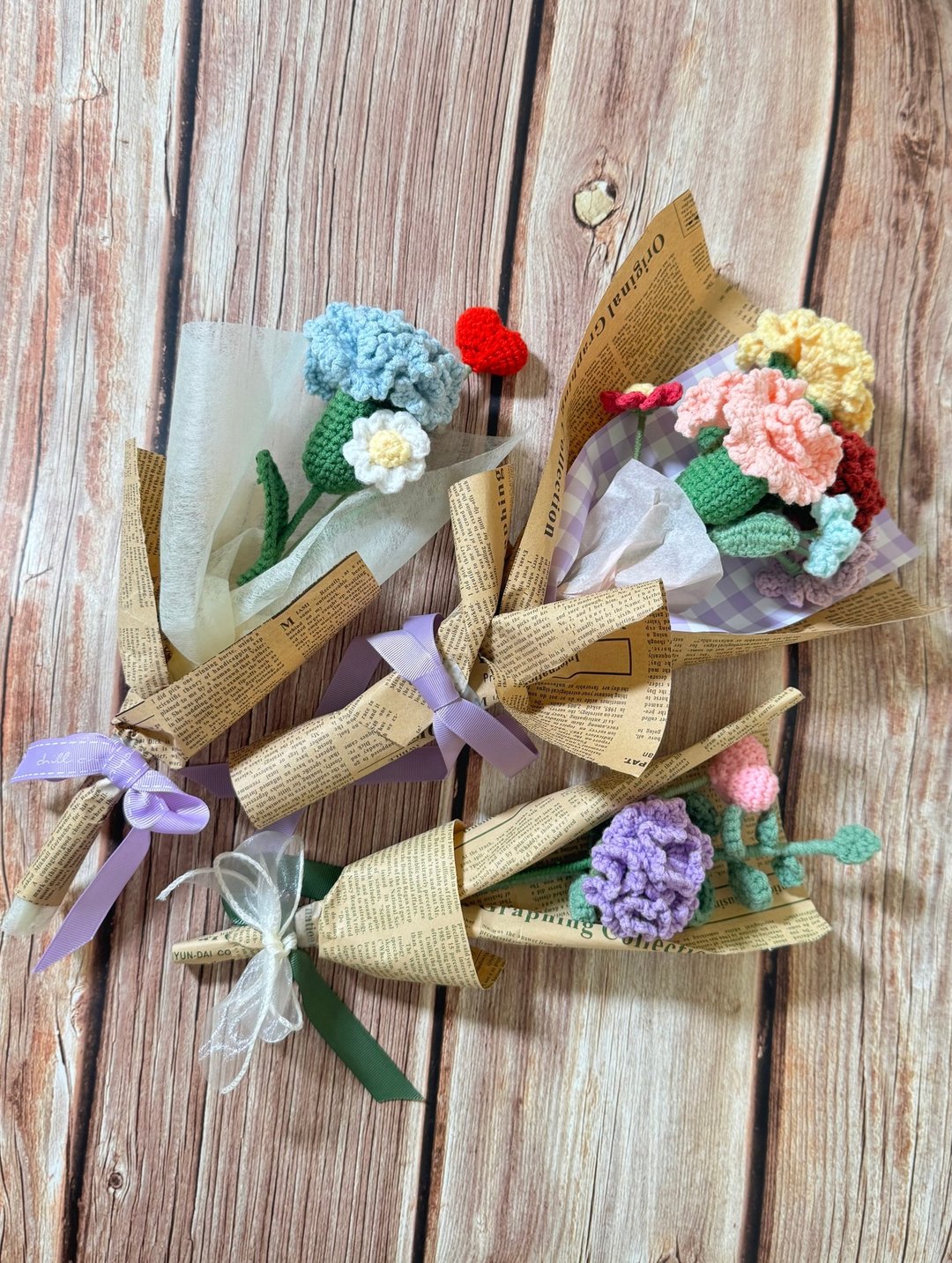 淡雅风康乃馨花束 钩织花 可客制颜色 - 摆饰 - 棉．麻 多色
