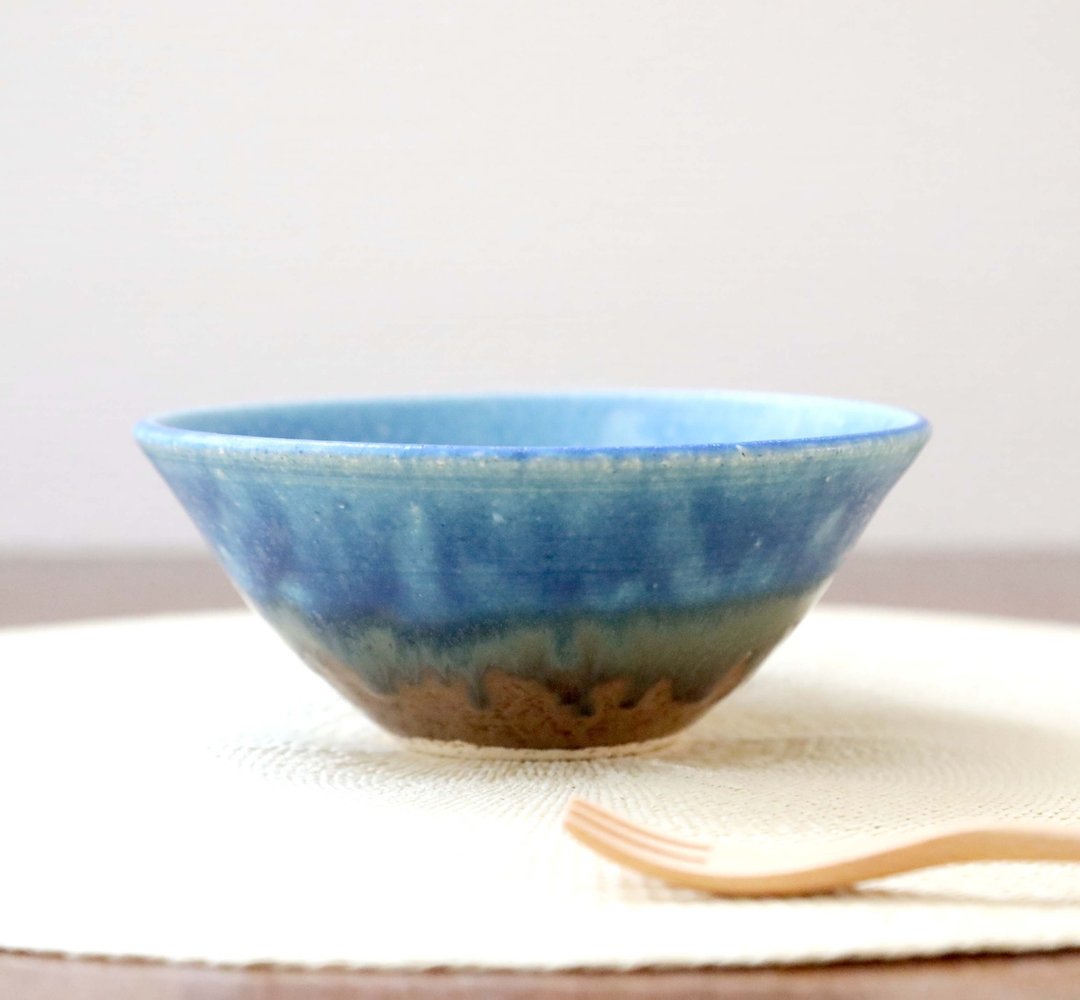 特价 / 天蓝色和黑色茶碗 - 碗 - 陶 蓝色