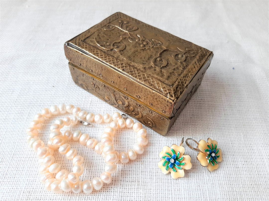 Antique jewelry box / 1930s trinket box / Brass desk organizer vintage - 收纳用品 - 其他材质 金色