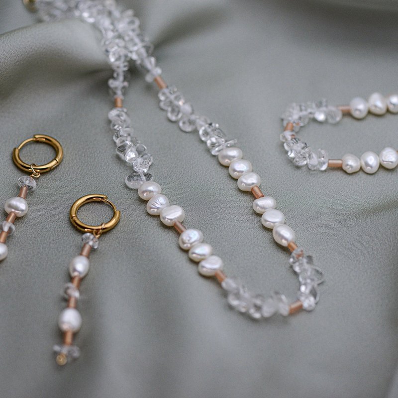 天然石白水晶珍珠捷克珠饰品套装项链+手链+耳环 - 项链 - 半宝石 粉红色