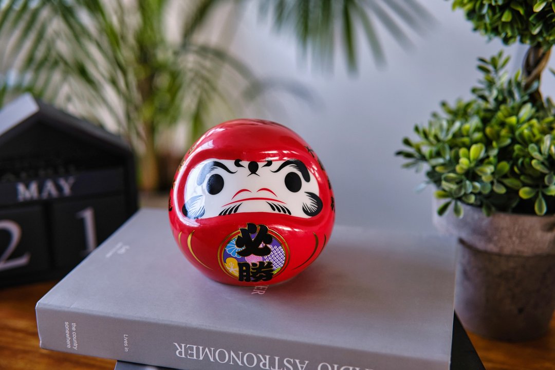 保庇BOBEE 日本工艺好运陶瓷达摩存钱罐 - 红色必胜 - 储蓄罐 - 陶 红色