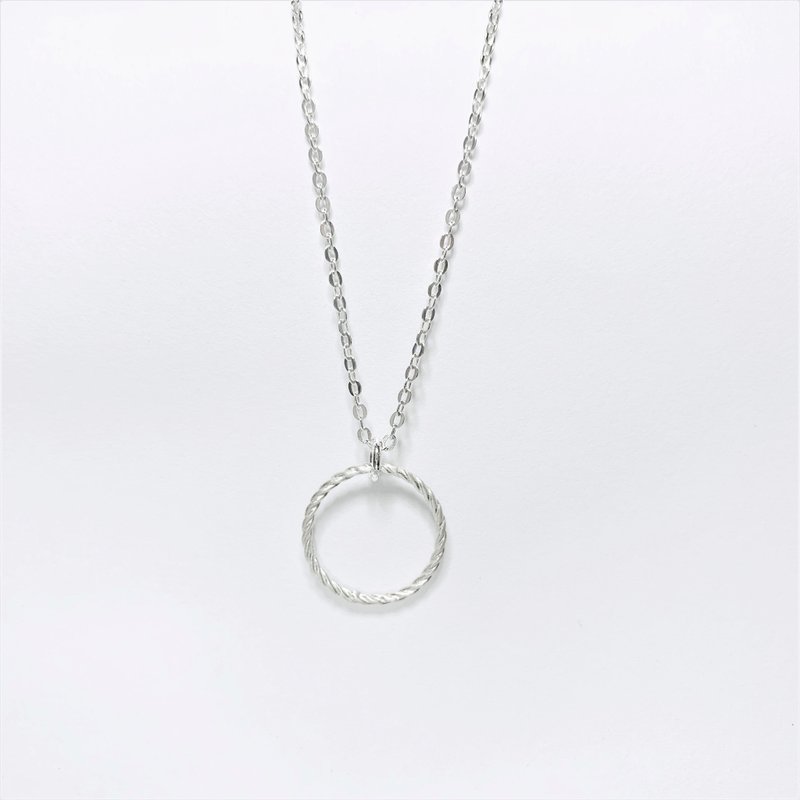 简约圆圈 麻花圈 纯银项链 情人节礼物 - 锁骨链 - 纯银 