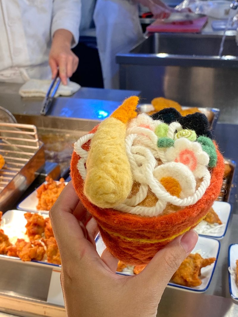 天妇罗乌龙面羊毛毡口金包 - 零钱包 - 羊毛 咖啡色