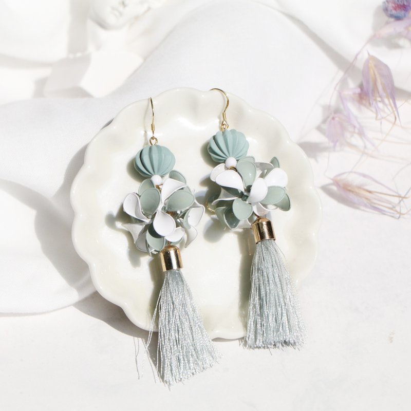 纯。抹茶白玉 / 树脂搭配复合式媒材 925纯银 - 耳环/耳夹 - 树脂 绿色