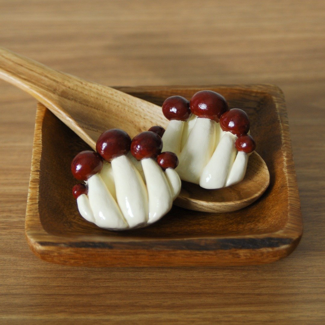 蘑菇胸针【订制商品】 - 胸针 - 粘土 咖啡色