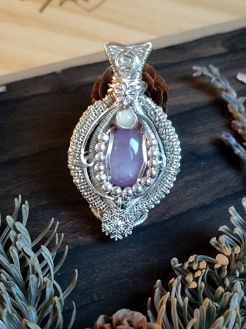 【山眠】The Queen 紫锂辉坠饰 - 项链 - 半宝石 紫色