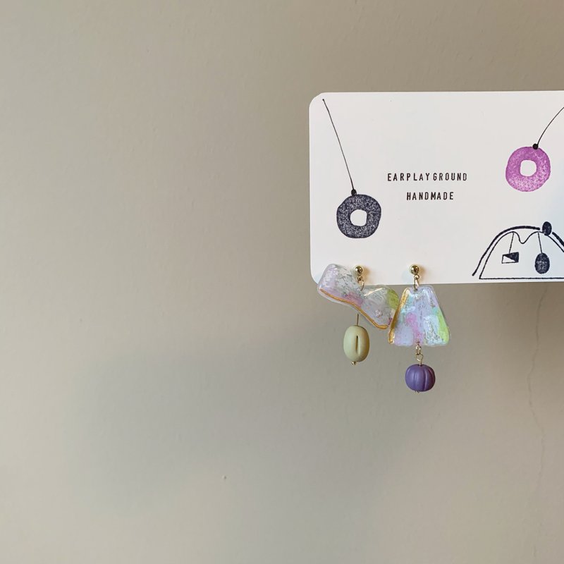 蝴蝶结花束 - 耳环/耳夹 - 树脂 多色