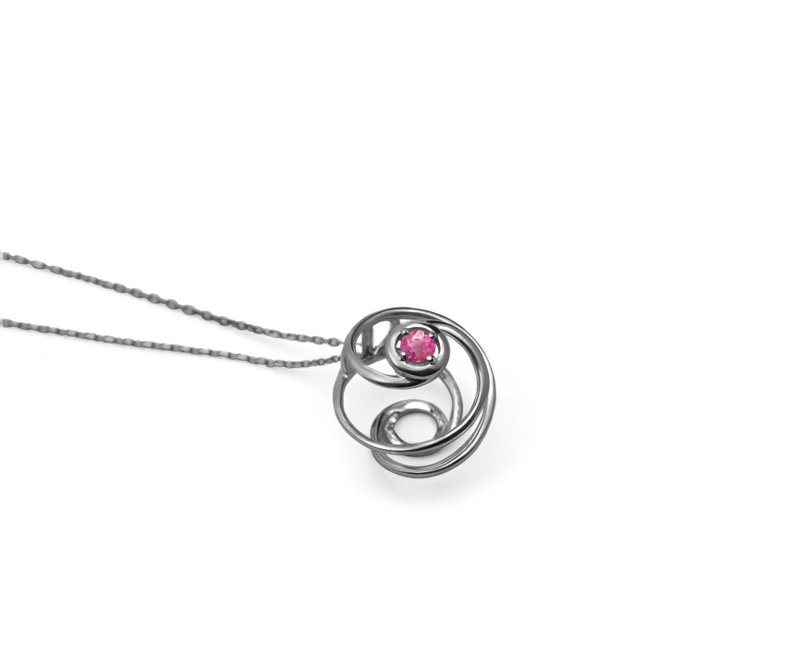 无限之轮 14k金圆形红碧玺项链 7月诞生石吊坠 炫黑简约业力坠子 - 项链 - 贵金属 红色