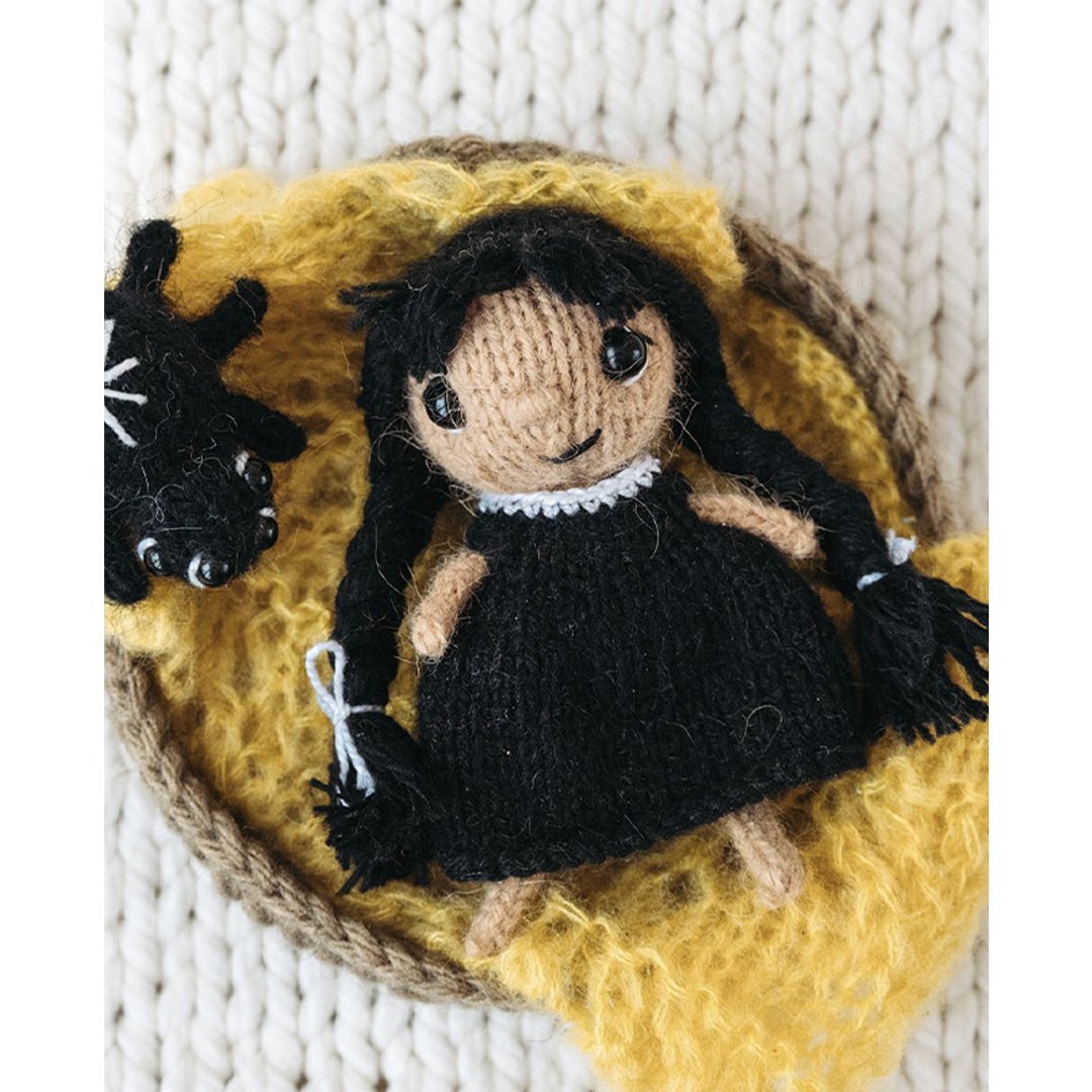 Tiny Waldorf doll in the black dress knitting pattern. Removable clothes. - 手工艺教程/工具书 - 其他材质 