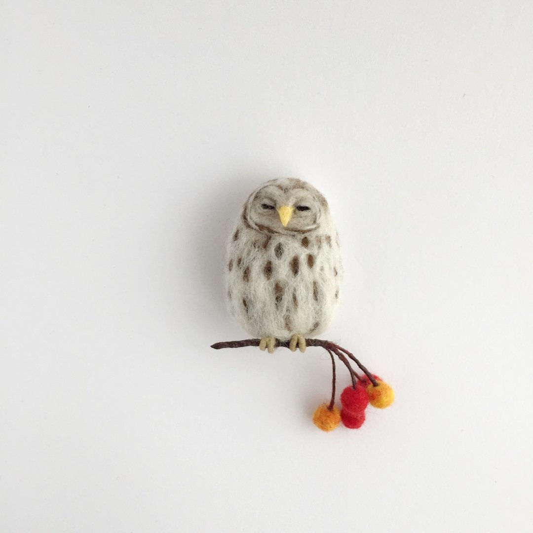 Ezo Owl Brooch - 胸针 - 羊毛 