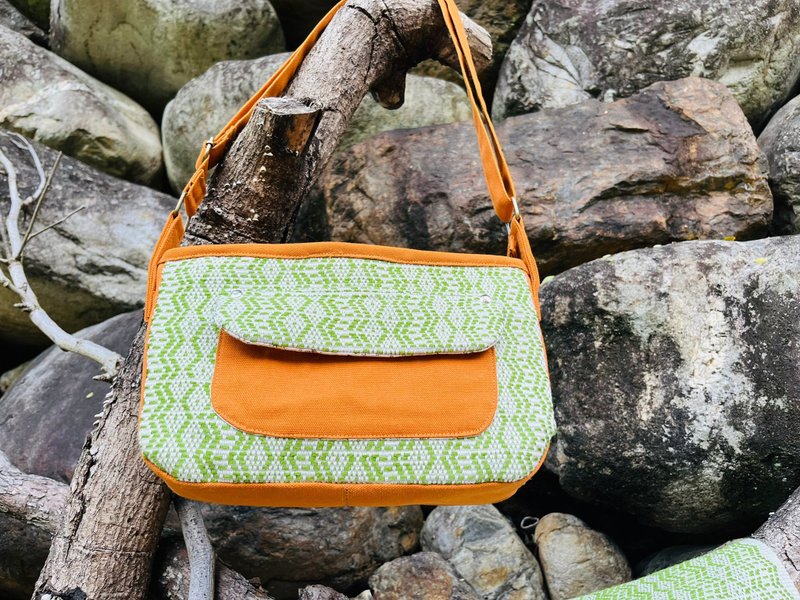 原住民/赛德克族/织布/织女心侧背包 - 侧背包/斜挎包 - 棉．麻 