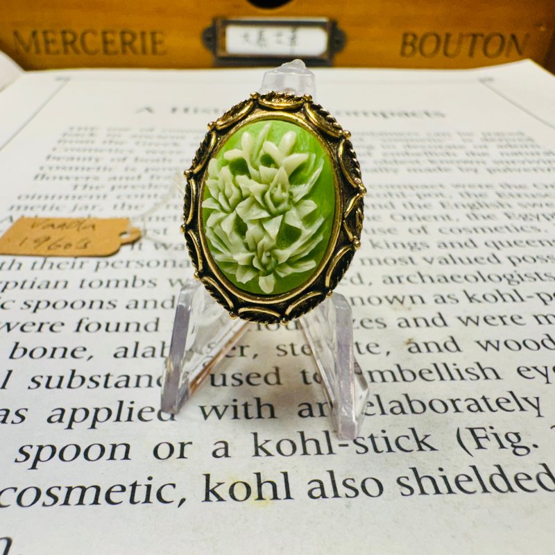 Vanda 1960S绿色浮雕花香膏戒指 - 其他 - 其他金属 