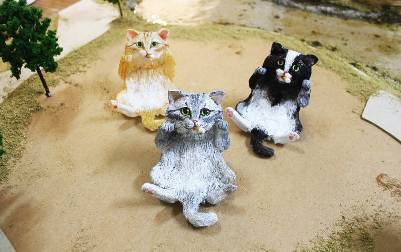 猫咪抽菸系列- 猫 名片座 .手机座 - 名片架/名片座 - 塑料 