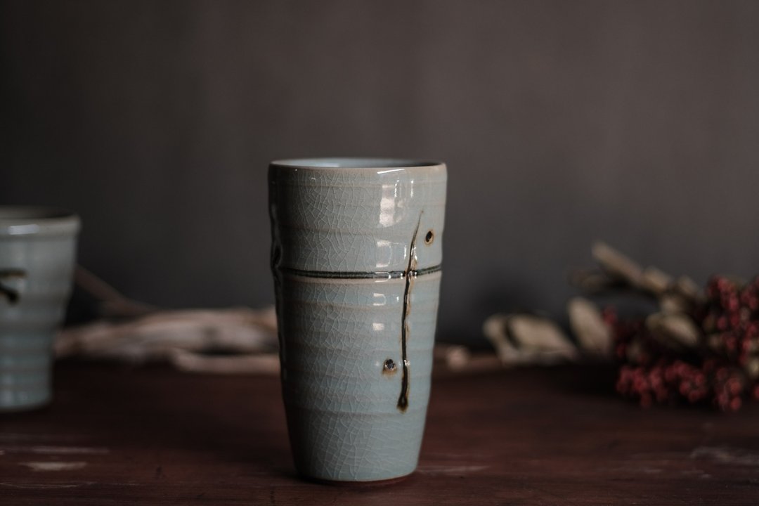 青瓷水杯 l 绘铁刻纹 l 260ml茶杯 - 茶具/茶杯 - 陶 绿色