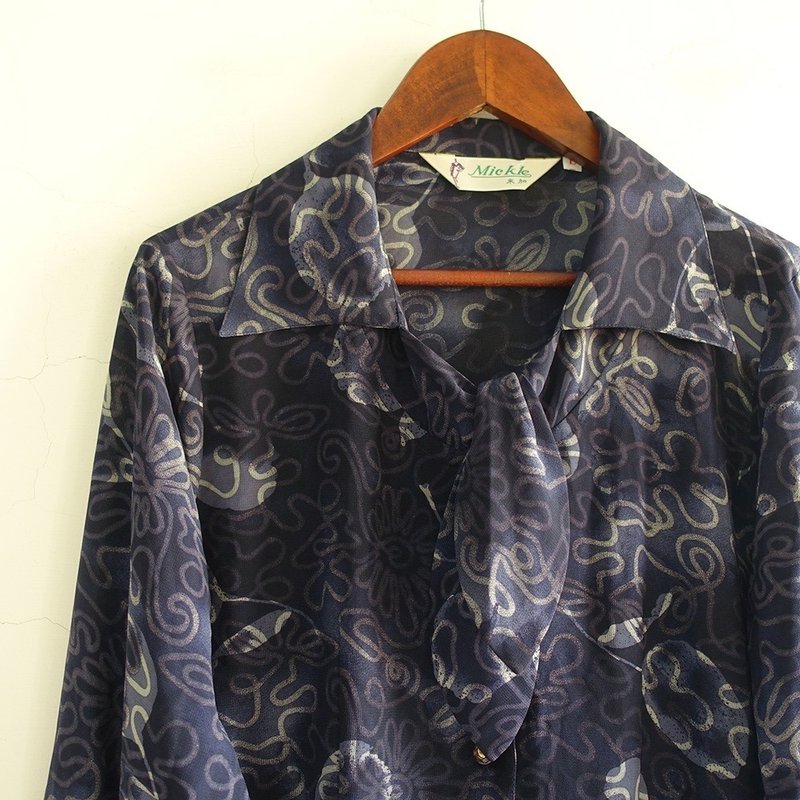 Slowly古着/Vintage/深蓝.花浪/古着上衣 - 女装上衣 - 聚酯纤维 多色