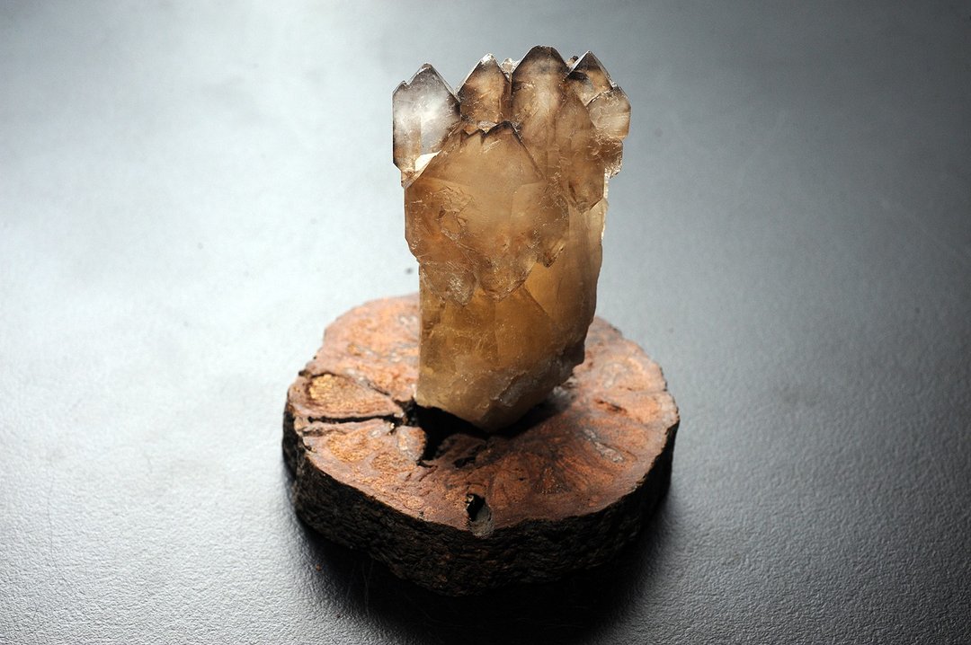 茶晶骨干 矿石/水晶/灵修/开运/招财/破煞/防小人 - 摆饰 - 水晶 