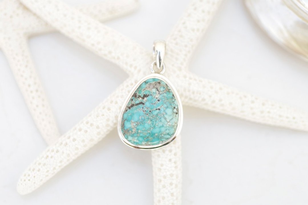 Turquoise pendant - 项链 - 石头 绿色