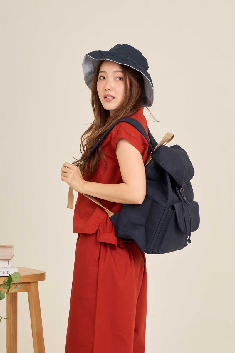翻盖束口帆布后背包 _ GET AWAY : 海军蓝色 - 后背包/双肩包 - 棉．麻 蓝色