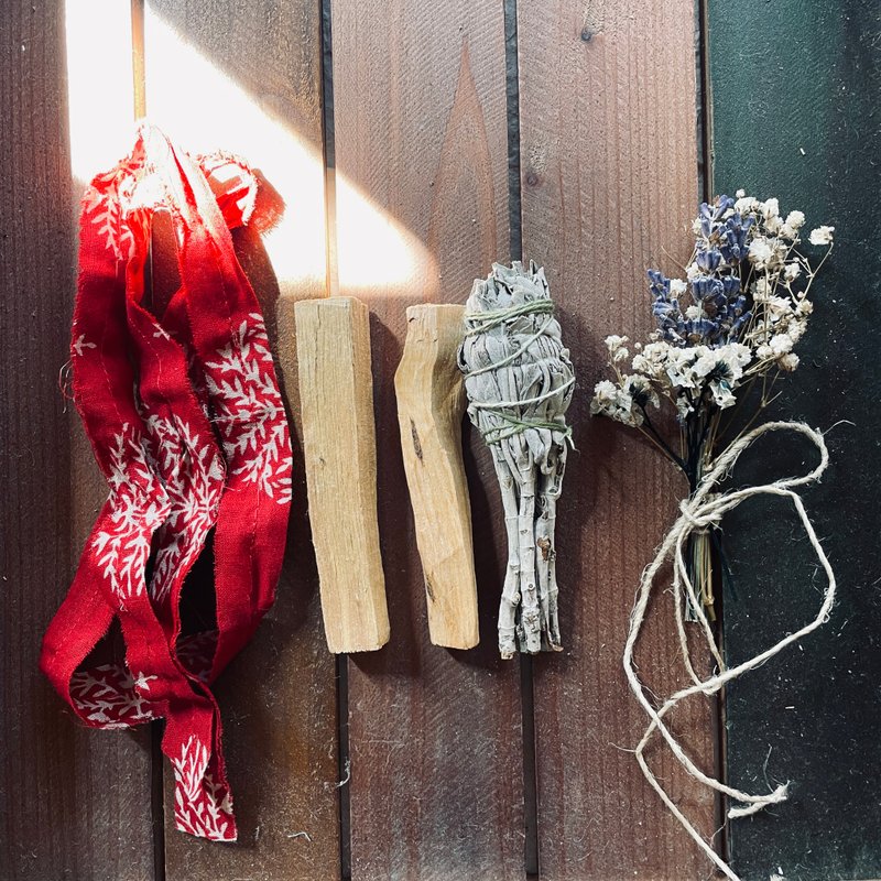 独家圣诞礼盒_圣木+鼠尾草花束 - 蜡烛/香氛/手工皂 - 植物．花 多色