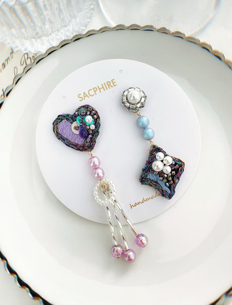 扑克心形刺绣耳环 梦幻 异想天开 诗意 - 耳环/耳夹 - 绣线 紫色