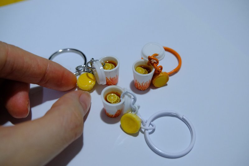 热/冻柠茶+蛋挞1粒 -锁匙扣 - 钥匙链/钥匙包 - 其他材质 