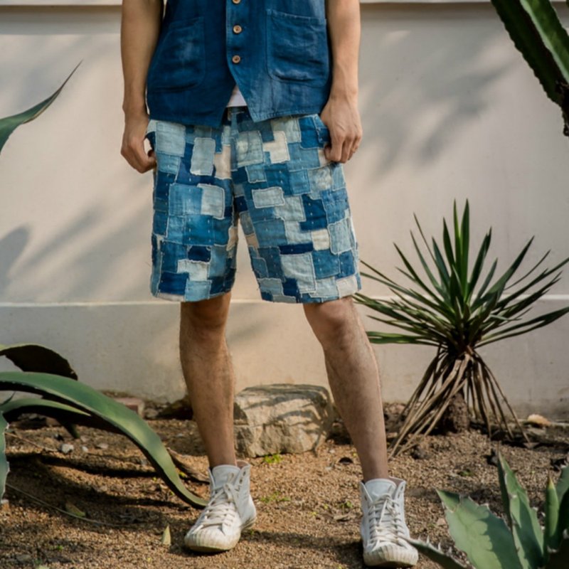 阿美咔叽 | 庶民的美學 藍染百衲西裝褲 純天然植物藍染拼布修身春五分短褲 水洗毛邊做舊 格紋男女中性款 | 南山草木染 NAMSAN INDIGO - 女装短裤 - 棉．麻 蓝色