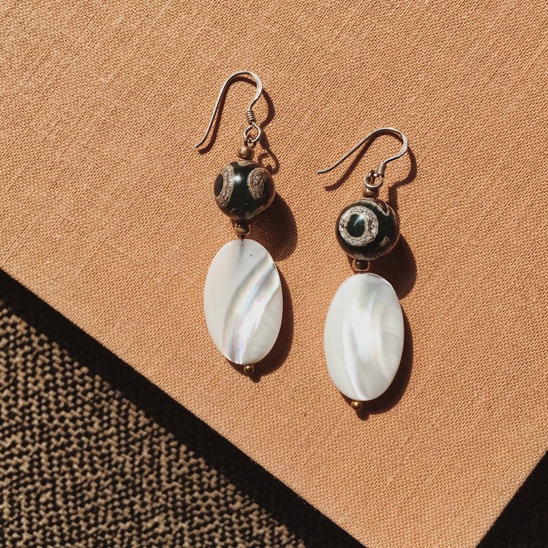 过站女士-银白 耳针｜耳夹耳环 - 耳环/耳夹 - 宝石 白色