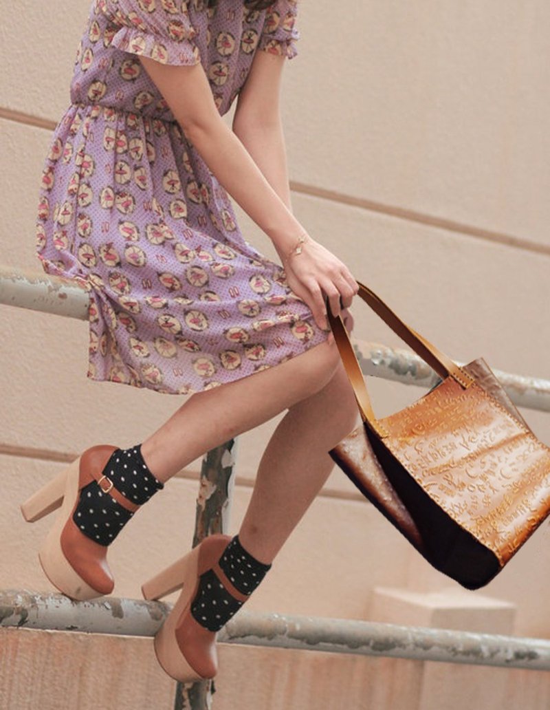 现在只想吹吹风手提托特包-棕色压纹牛皮 - 手提包/手提袋 - 真皮 咖啡色