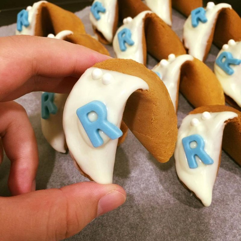 ‘幸运字母饼干’婚礼小物 生日礼物 甜点树婚礼 定制化幸运签饼 幸运饼干 派对包 二进小礼 定制化属于自己的小幸运 - 蛋糕/甜点 - 新鲜食材 咖啡色