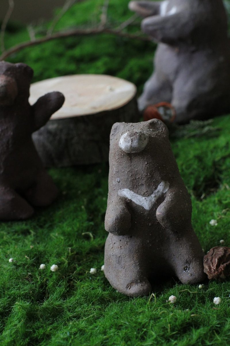 纯手捏贴心熊妹妹陶瓷陶偶 - 摆饰 - 陶 咖啡色