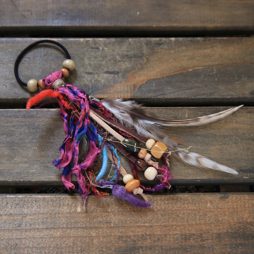 Feather hair tie - 发饰 - 棉 多色